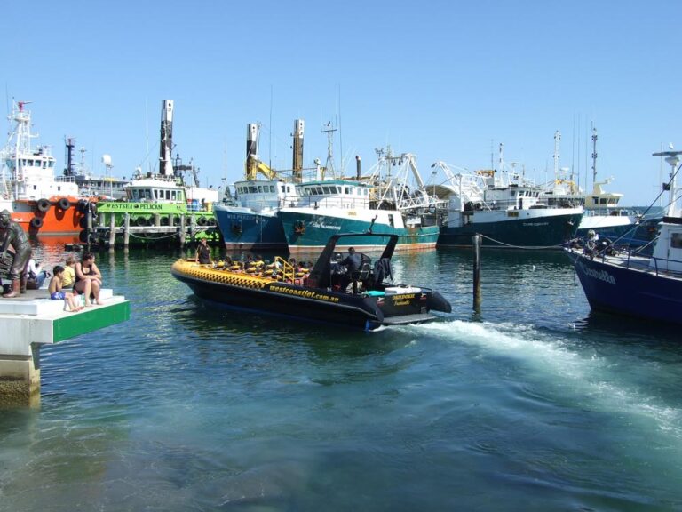 It’s one thing to introduce drug and alcohol testing on WA waterways, it’s another thing to enforce it. Credit eGuide Travel https://www.flickr.com/photos/eguidetravel/4968941101/